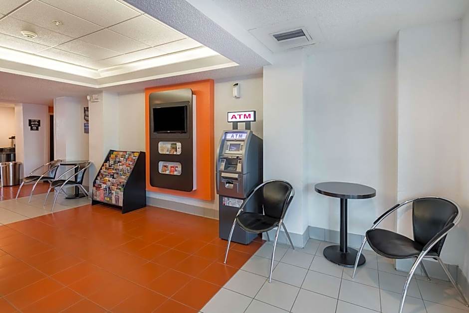 Motel 6 Irving, TX - DFW Airport North