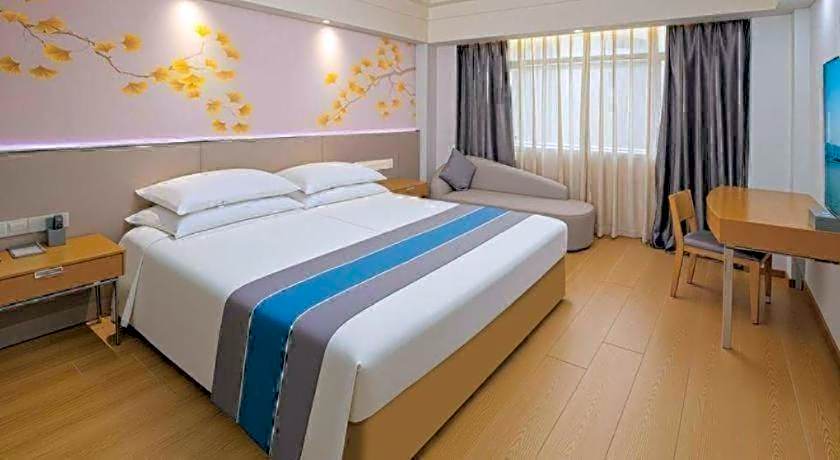 Downtown Hotel