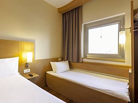 Double Room with Extra Bed