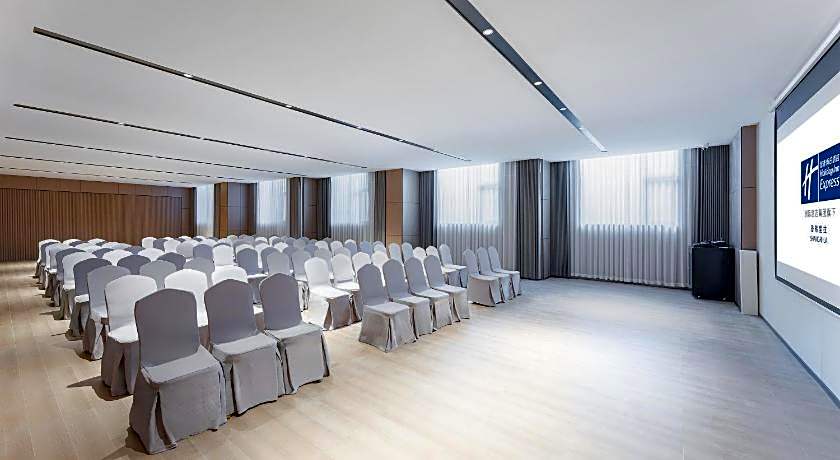 Holiday Inn Express Shangri La By IHG