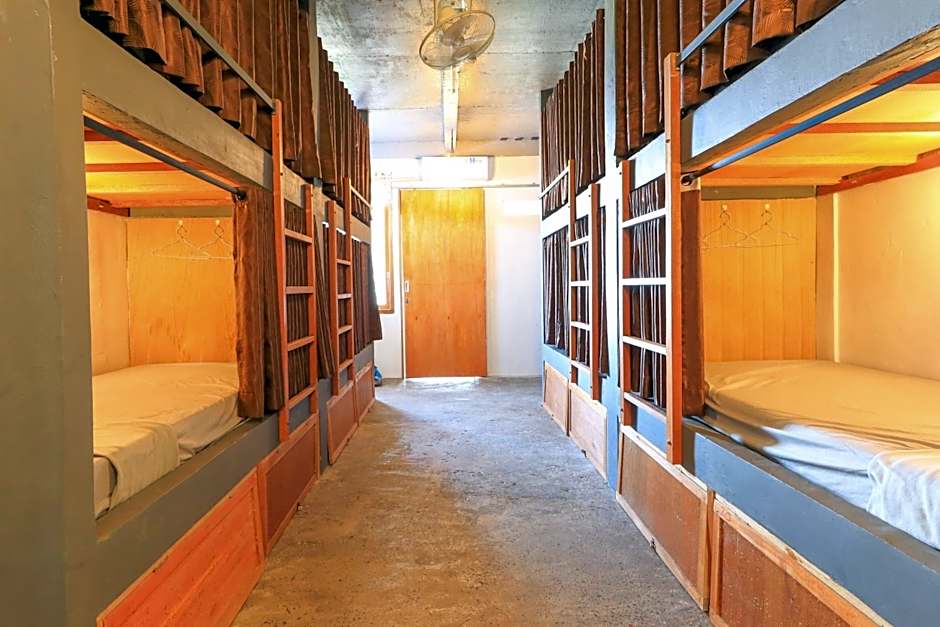 Hostel Bukit Sangcure