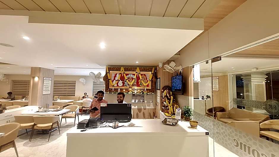 HOTEL RAMKRISHNA PALACE