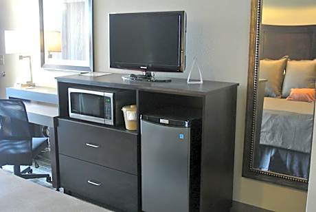 Queen Room with Sofa Bed