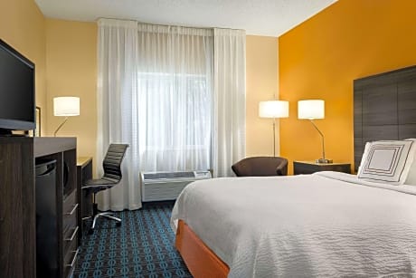 1 Queen Bed Non-Smoking