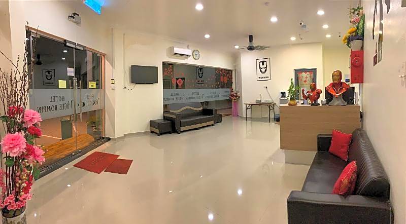 Hotel Vogue Rompin