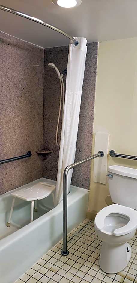 Quality Inn Lima Northeast