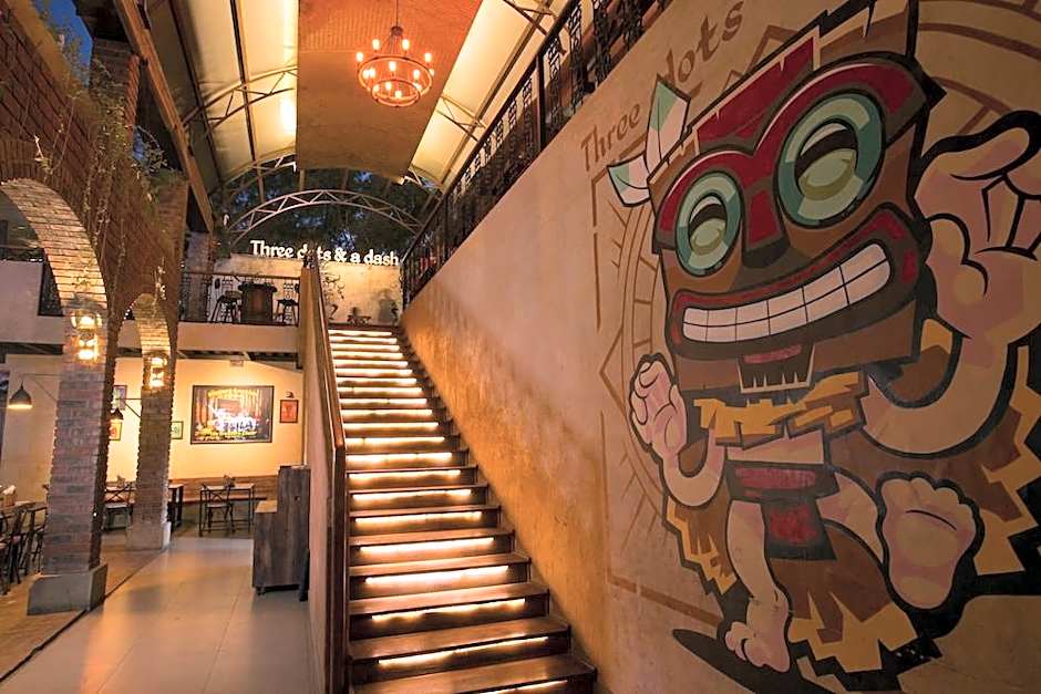 Fountain Tree by TGI