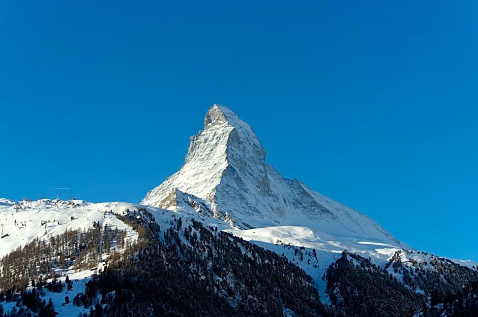 Hotel Hemizeus & Iremia Spa