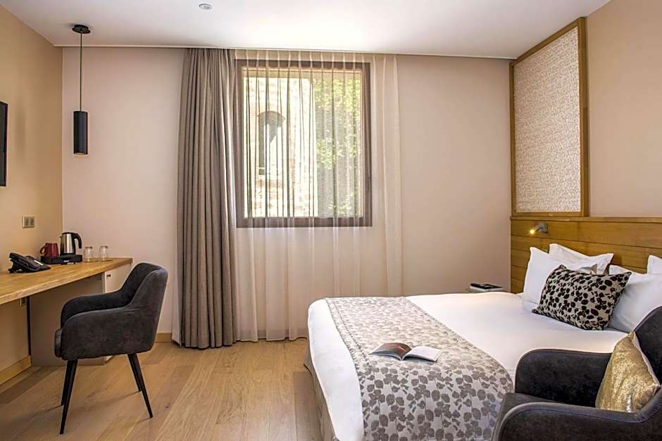 Château De Massillan