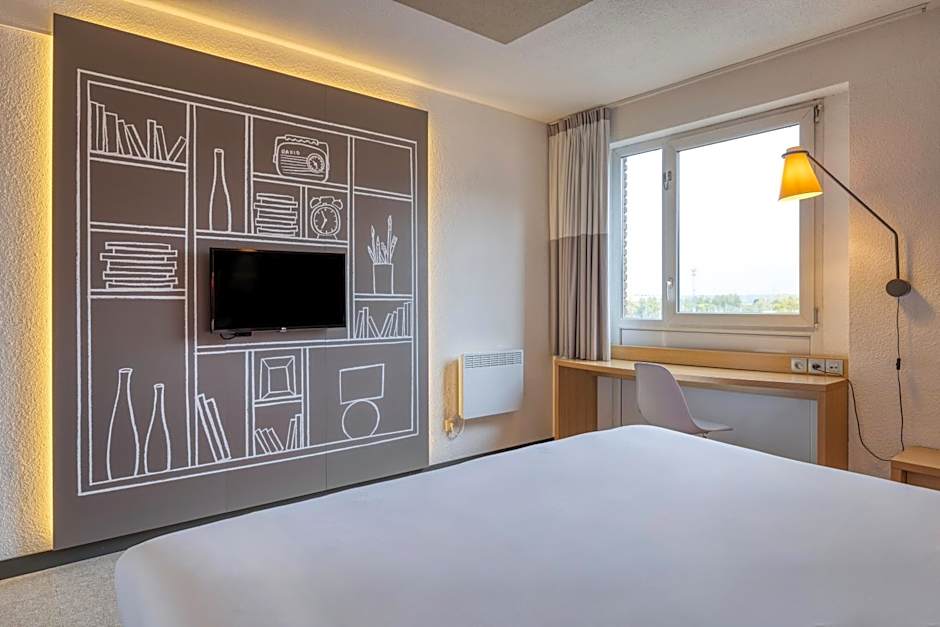 B&B HOTEL Mons Gare