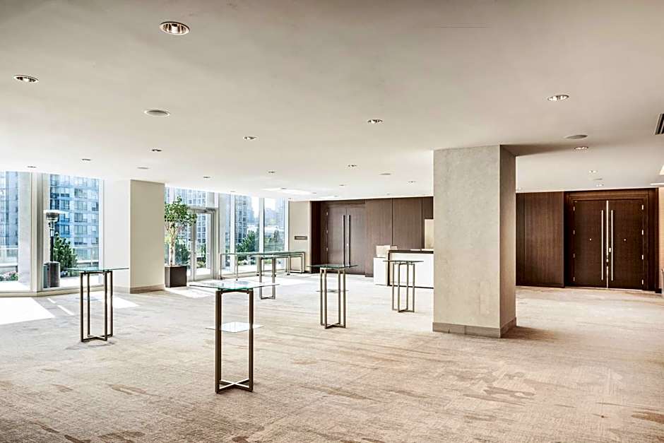 the DOUGLAS, Autograph Collection by Marriott