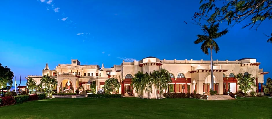 Noor Us Sabah Palace