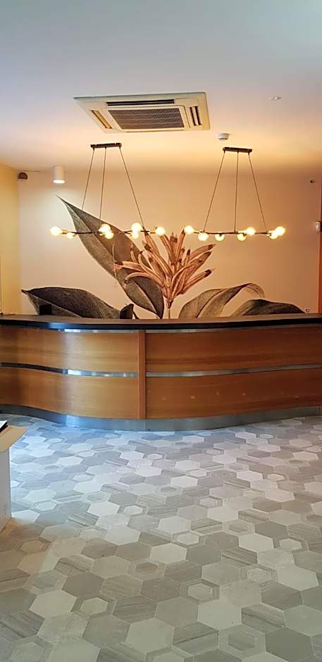 Ateneo Puerta del Sol