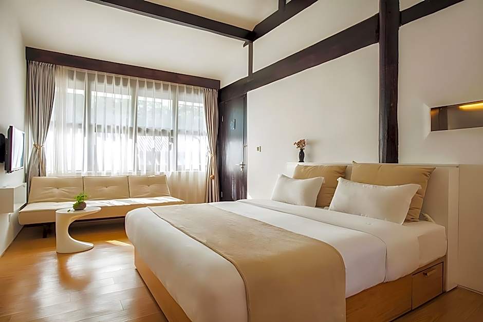 The Bivou Lijiang Hotel