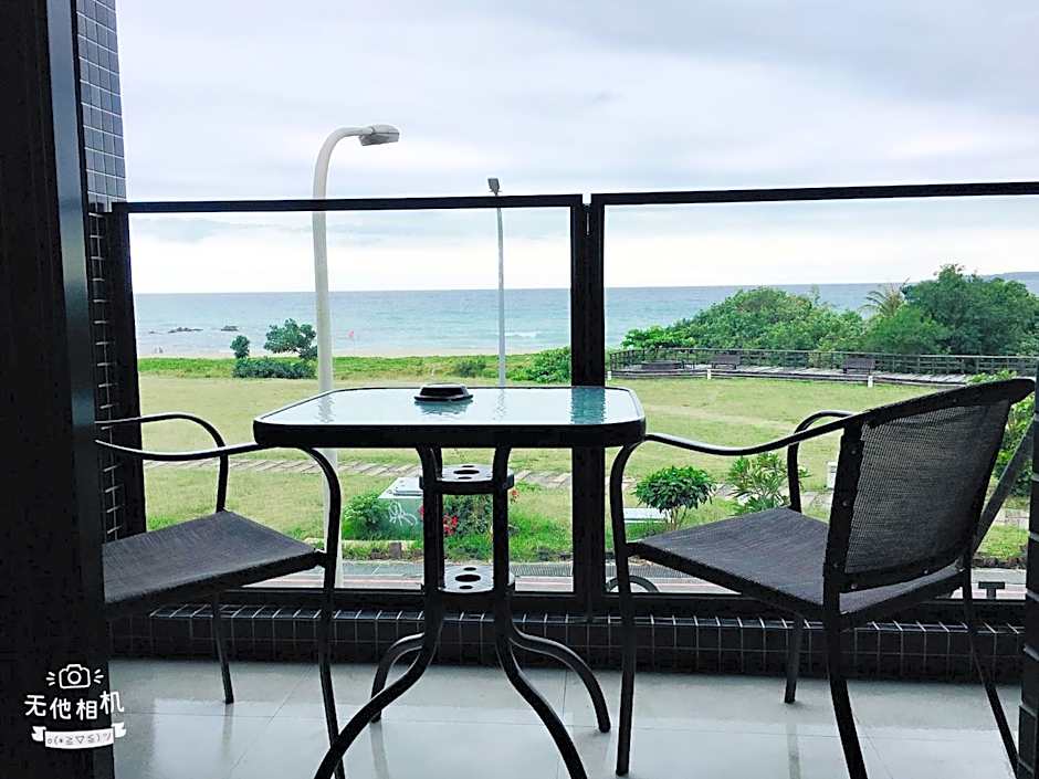 Photo 1 of 5 of Sea View