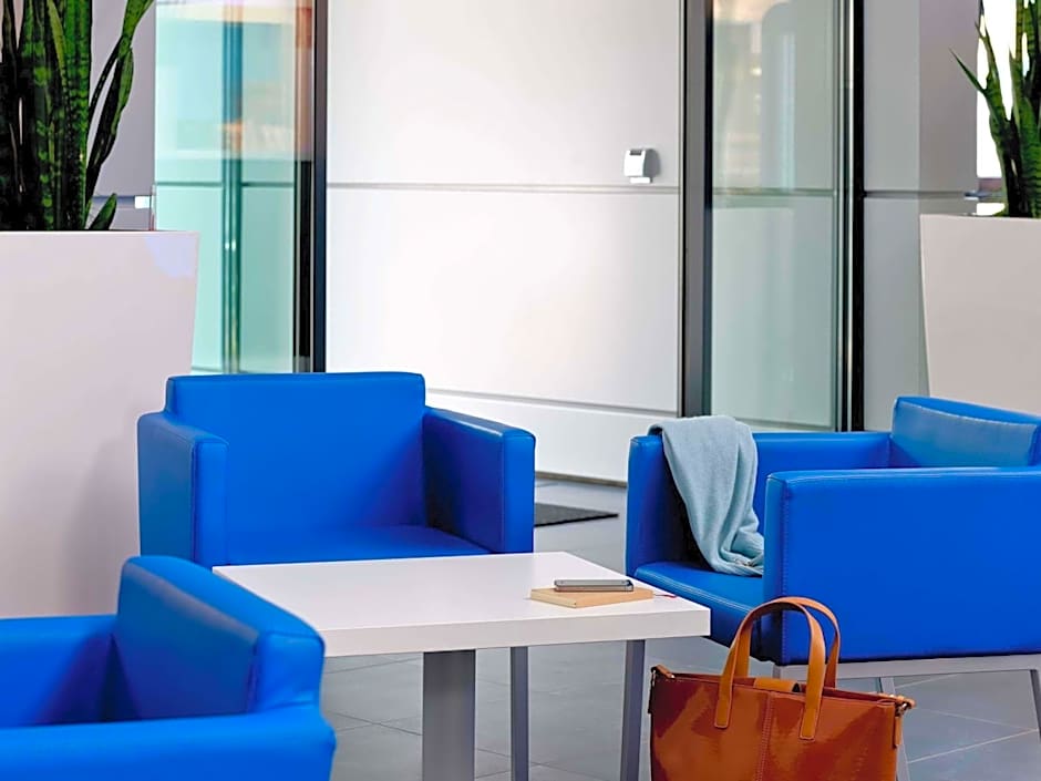 ibis budget Duisburg City am Innenhafen