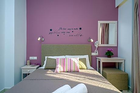 Panormos Hotel and Studios