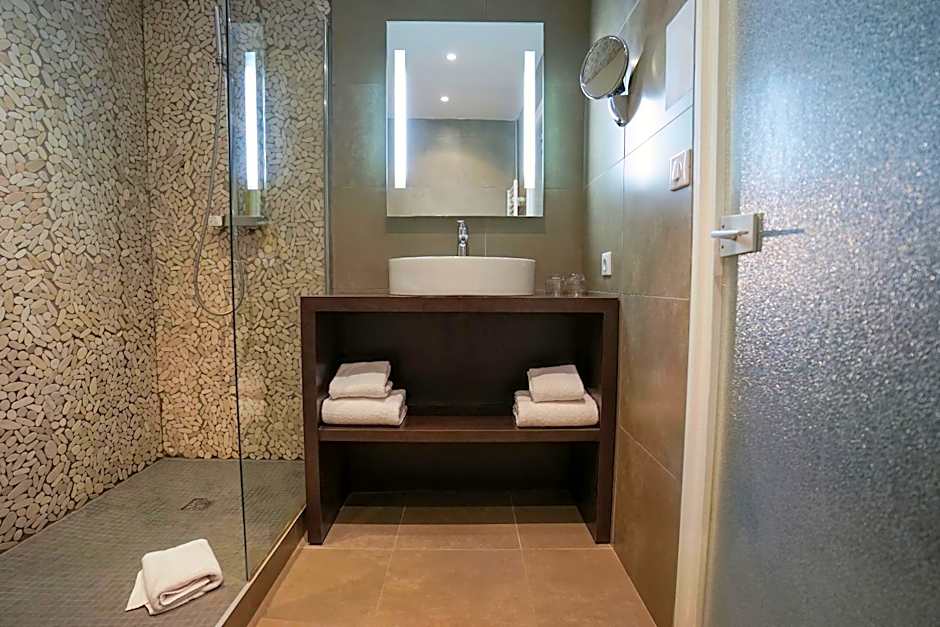 Quintessia Resort et Spa