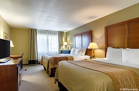 Queen Room with Two Queen Beds