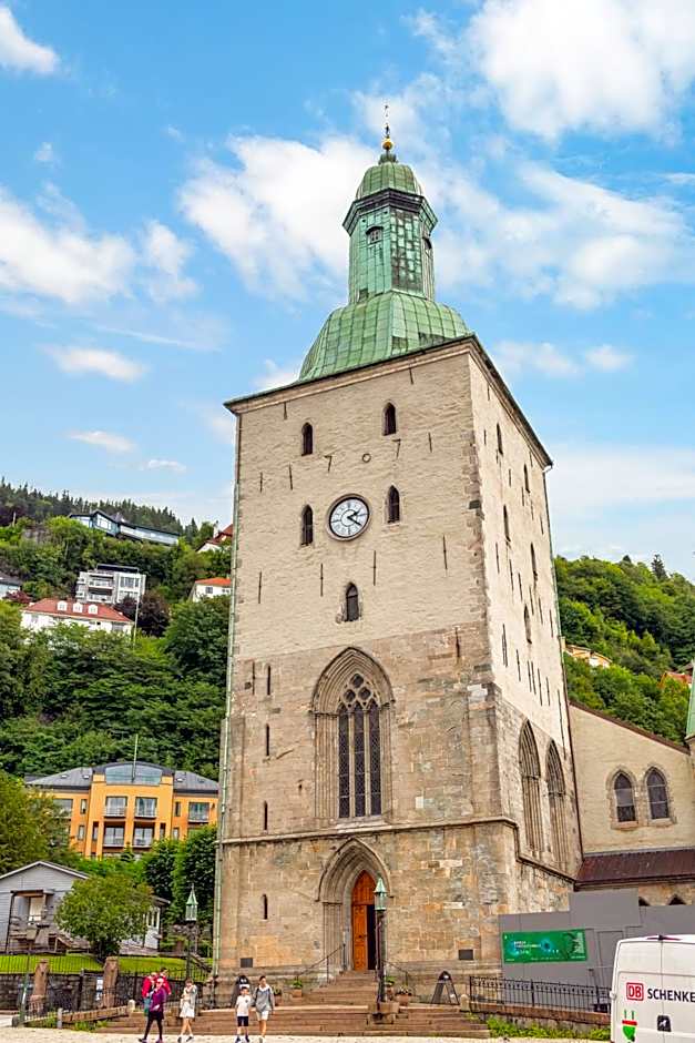 BREEZE Hotel Victoria - Self-Service