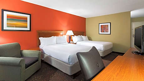 2 Double Beds Standard