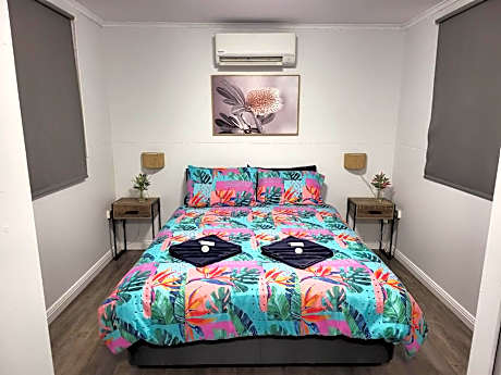 AAOK Lakes Resort and Caravan Park