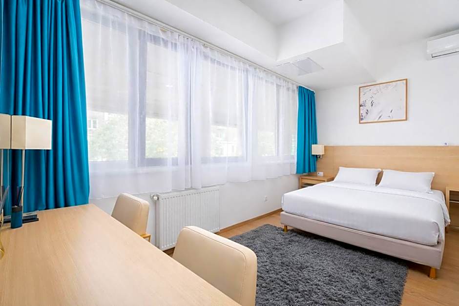 WOW City Hostel