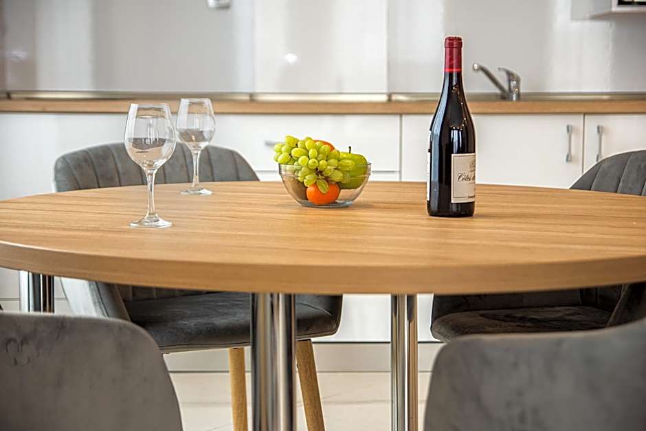 Vemara City Boutique Hotel-free parking