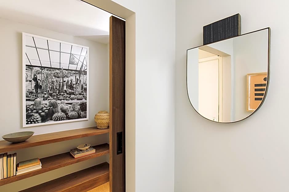 Silver Lake Pool & Inn