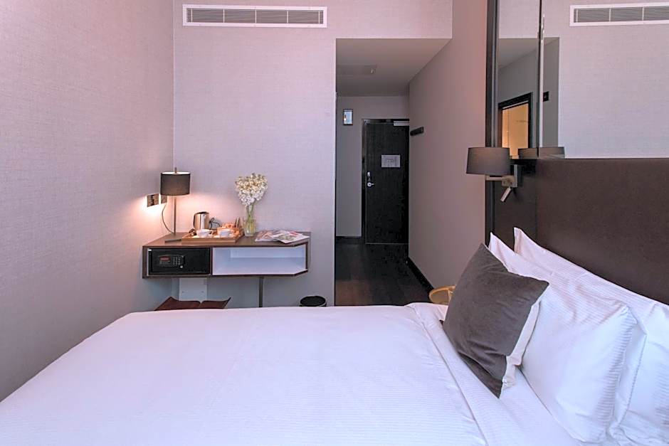 Camden Enterprise Hotel