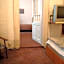 Expo Home Stay