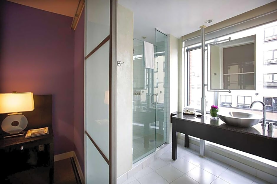Opus Vancouver