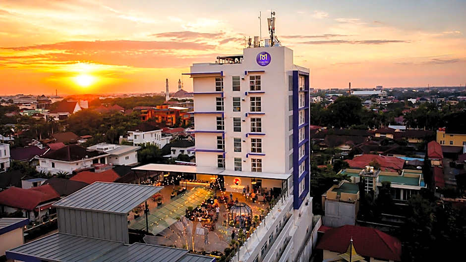 Maestro Hotel Pontianak