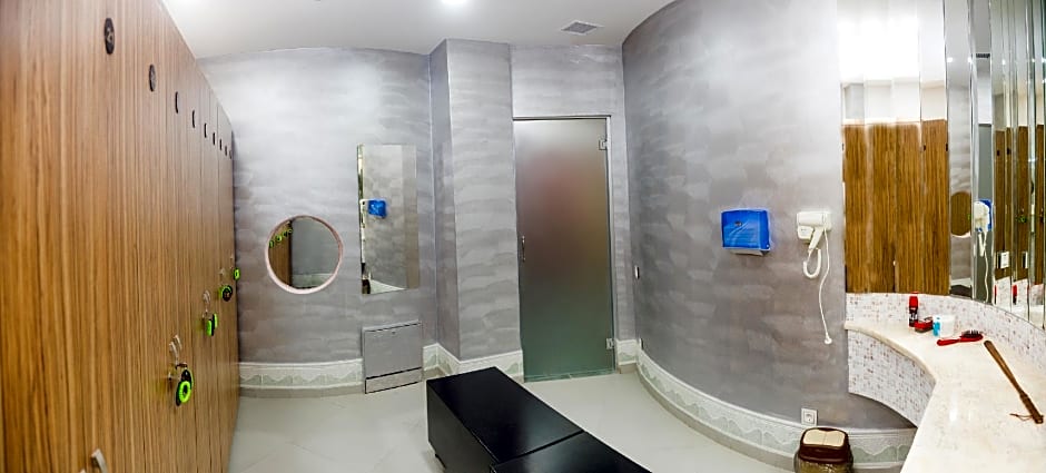 Parkway inn Hotel and Spa