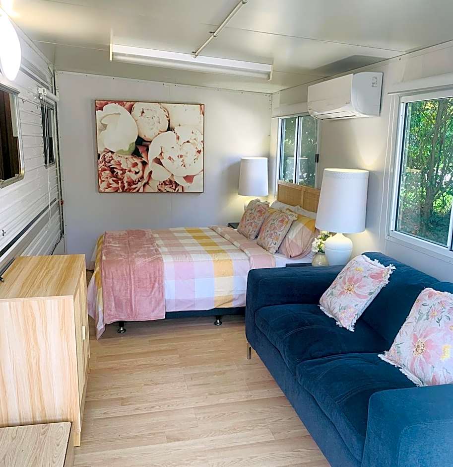 Mornington Peninsula Retro Caravans