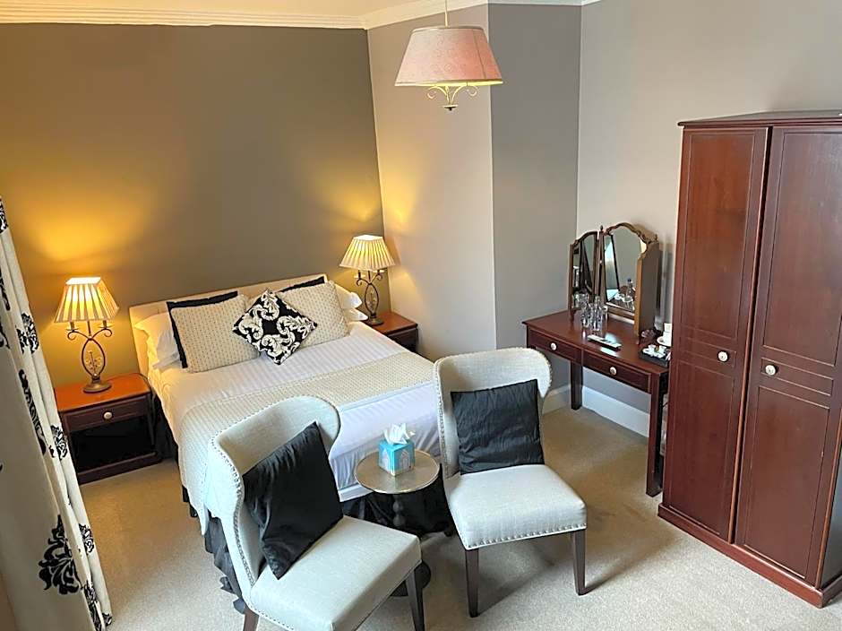 The Original Rosslyn Inn