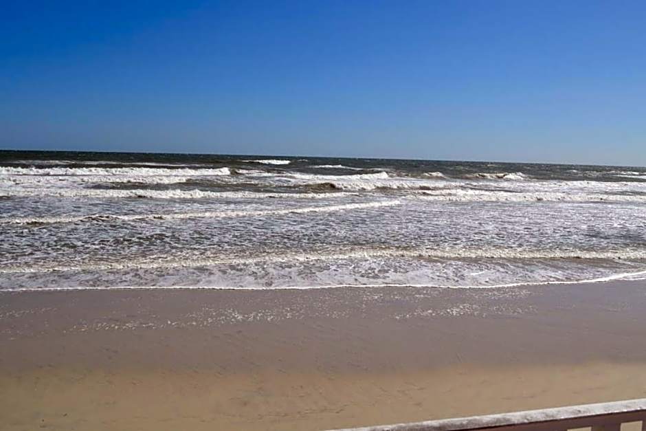 Daytona Beach studio condo with beautiful Ocean view