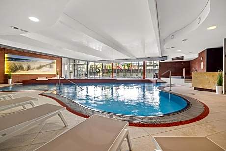 Maloves Resort & Spa