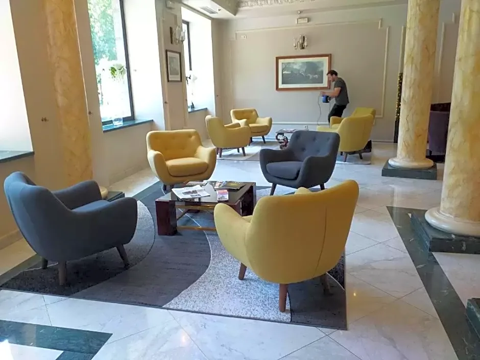 Hotel Mora by MIJ