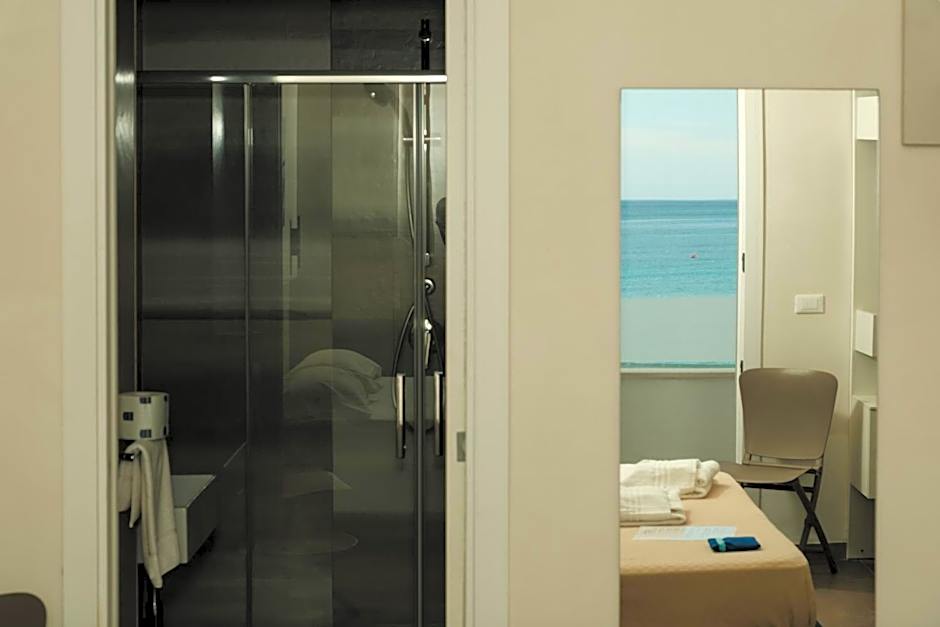 Baia Azzurra B&B
