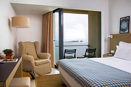 Double Room with Front Sea View