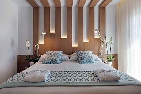 Premium Double or Twin Room with Garden View