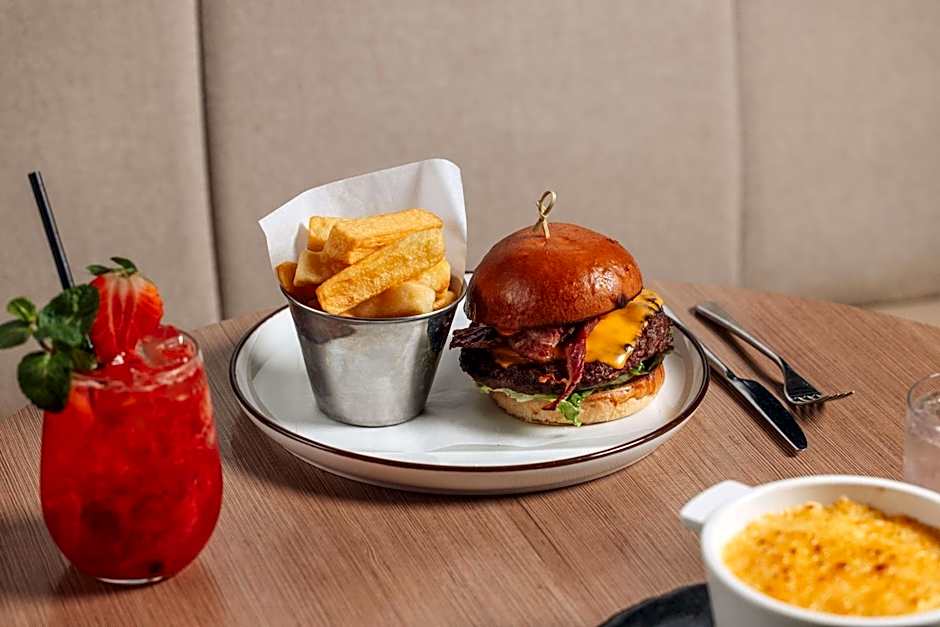 Radisson Blu Hotel, London Tottenham Court Road