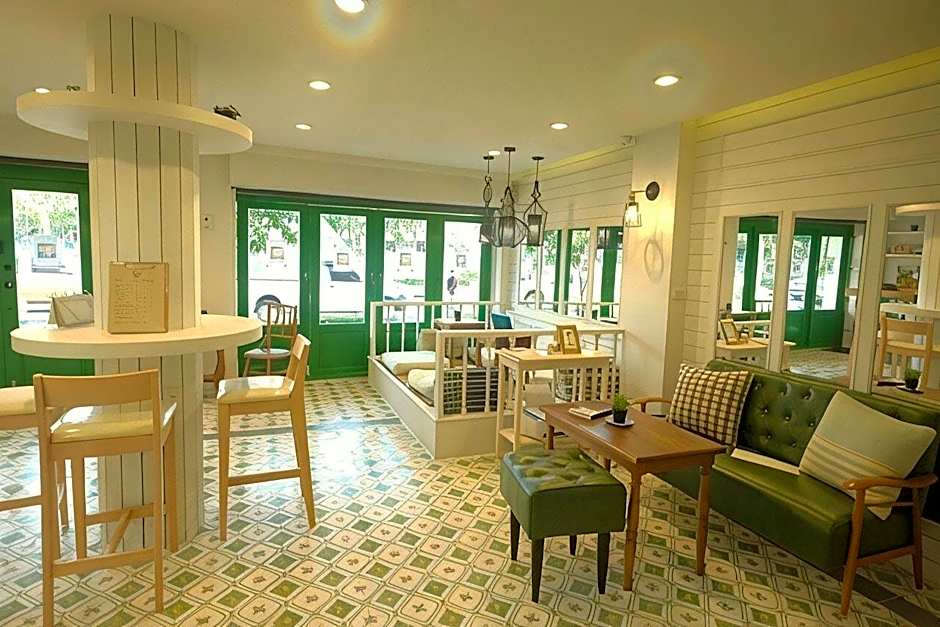Ratana Boutique Hostel
