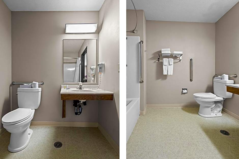 Burgundy Inn & Suites By OYO El Paso