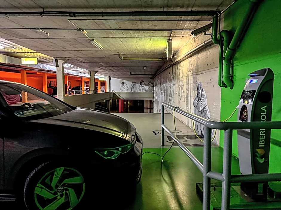 Hotel Zenit Jardines de Uleta Suites