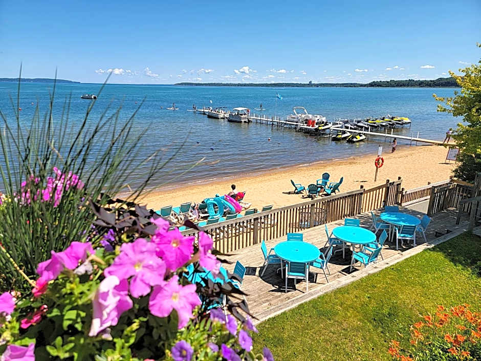 Brio Beach Inn