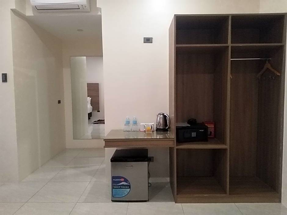 Eastland Hotel and Residences