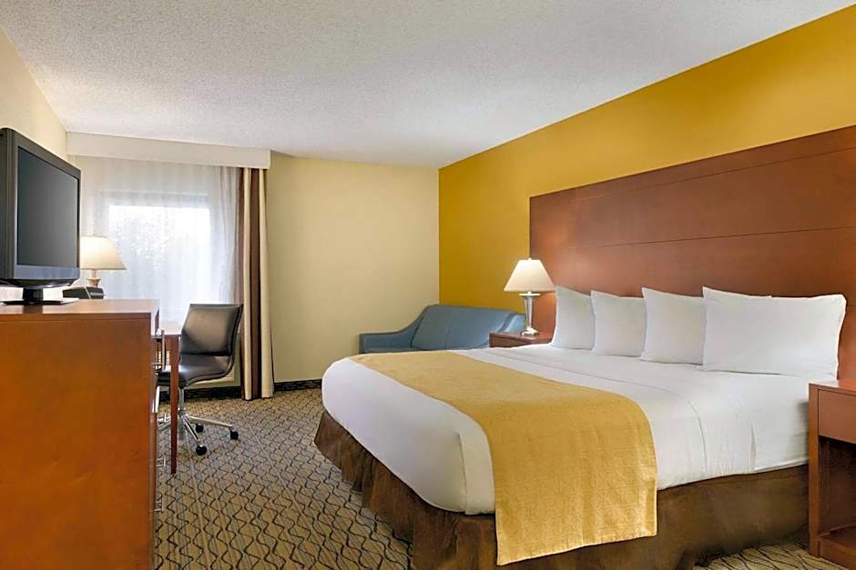 Country Inn & Suites by Radisson, Mishawaka, IN