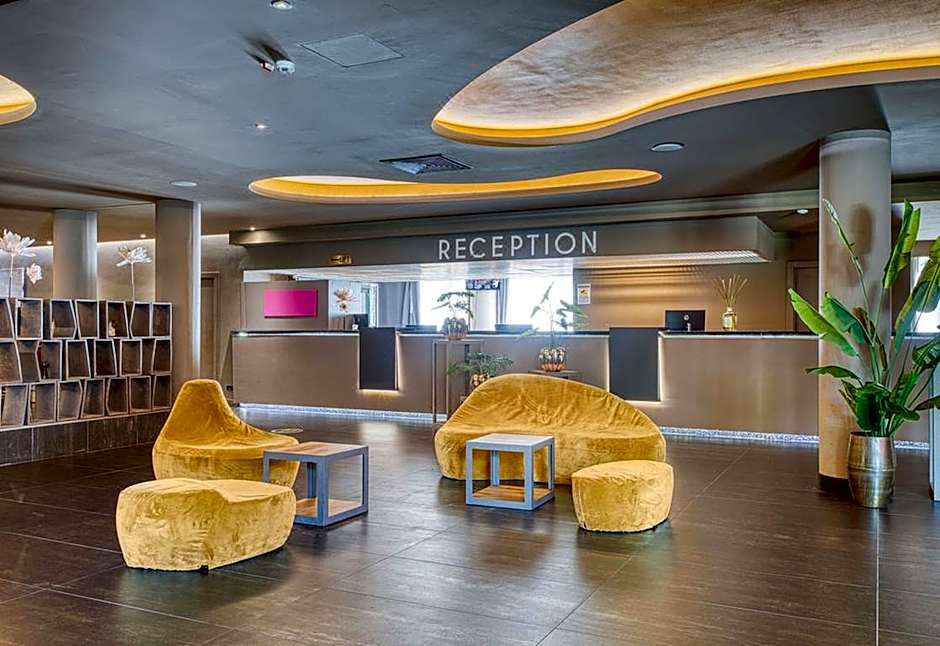 Le Domaine Oro, Series by Marriott